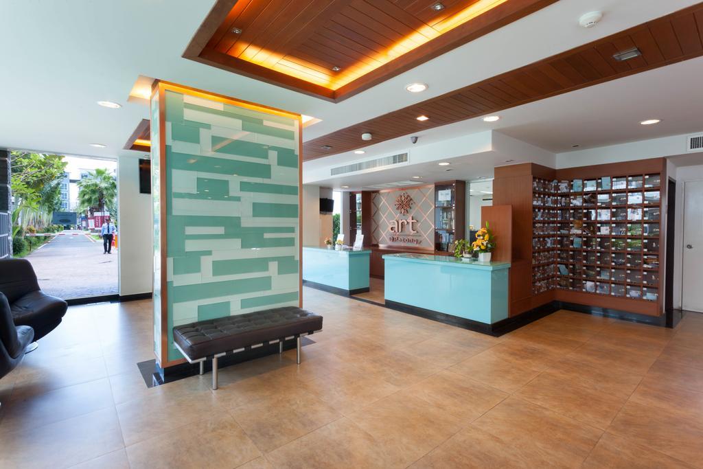 Icheck Inn Residences Patong Exteriör bild