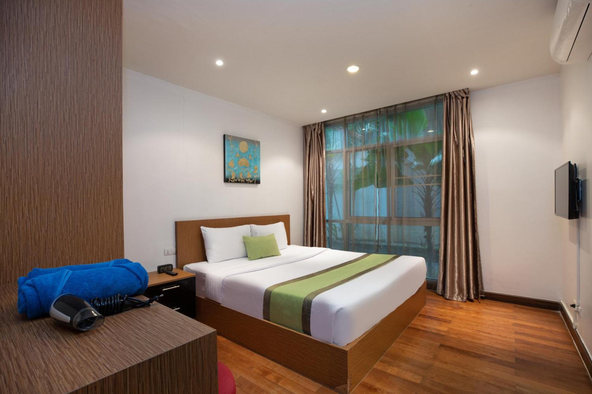 Icheck Inn Residences Patong Exteriör bild